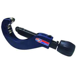 Uniweld Corta Tubo 1/4pulg a 2-3/4pulg (6mm To 68mm) UTC705  Uniweld Corta Tubo 1/4pulg a 2-3/4pulg (6mm To 68mm) UTC705